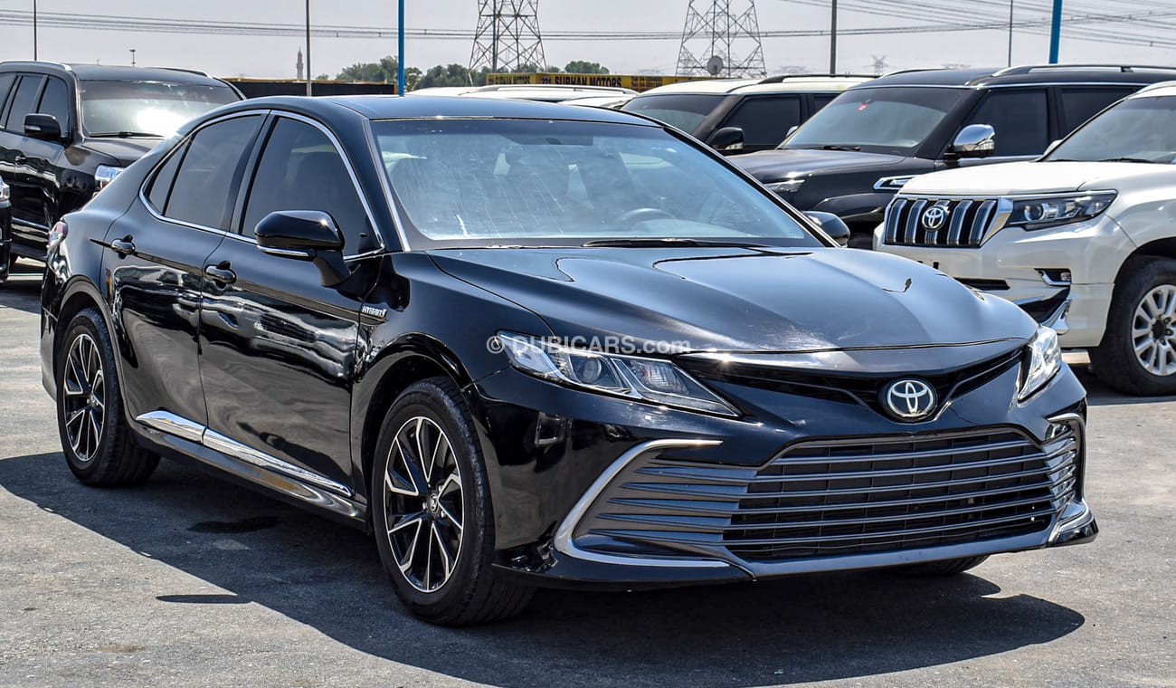 Toyota Camry 2.5 L Hybrid