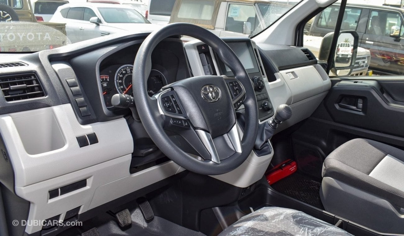 تويوتا هاياس Toyota Haice 3.5 passenger 13 seater Model 2025 Al-Futtaim specifications