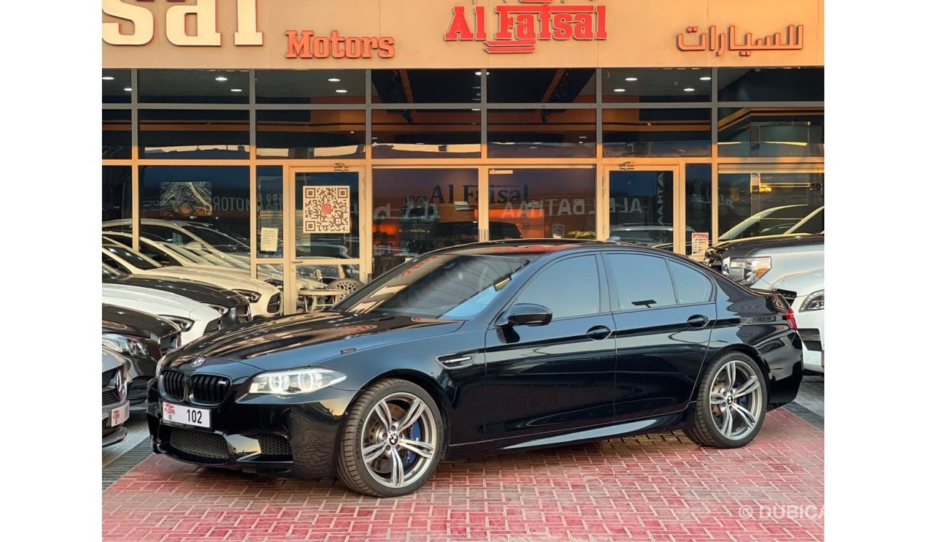 بي أم دبليو M4 BMW M5 4.4L  2014 85000KM  BLACK WARRANTE