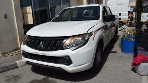 Mitsubishi L200 Mitsubishi L200 4x2  d/c pick up diesel, model:2017. Excellent condition