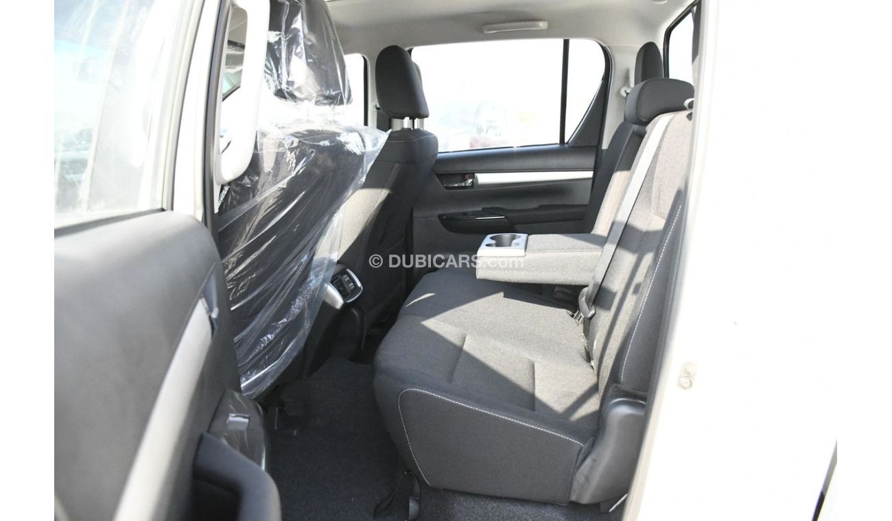 Toyota Hilux TOYOTA HILUX 2.4 DSL DC 4X4 MANUAL TRANSMISSION WITH AUTO & REAR AC