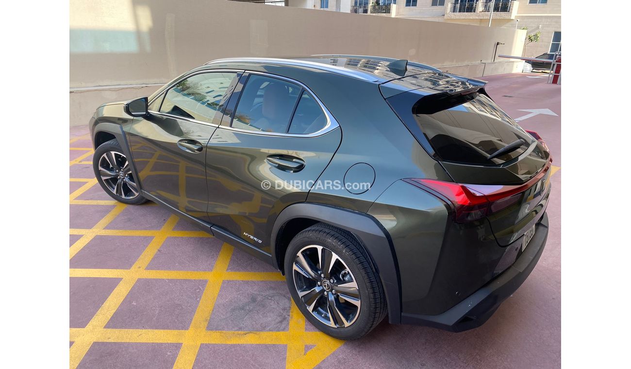 Lexus UX250h