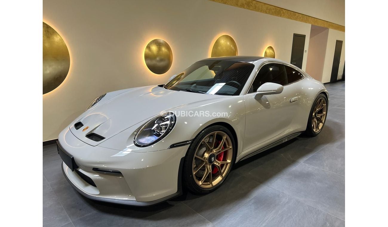 Porsche 911 Touring, Fully Loaded Carbon