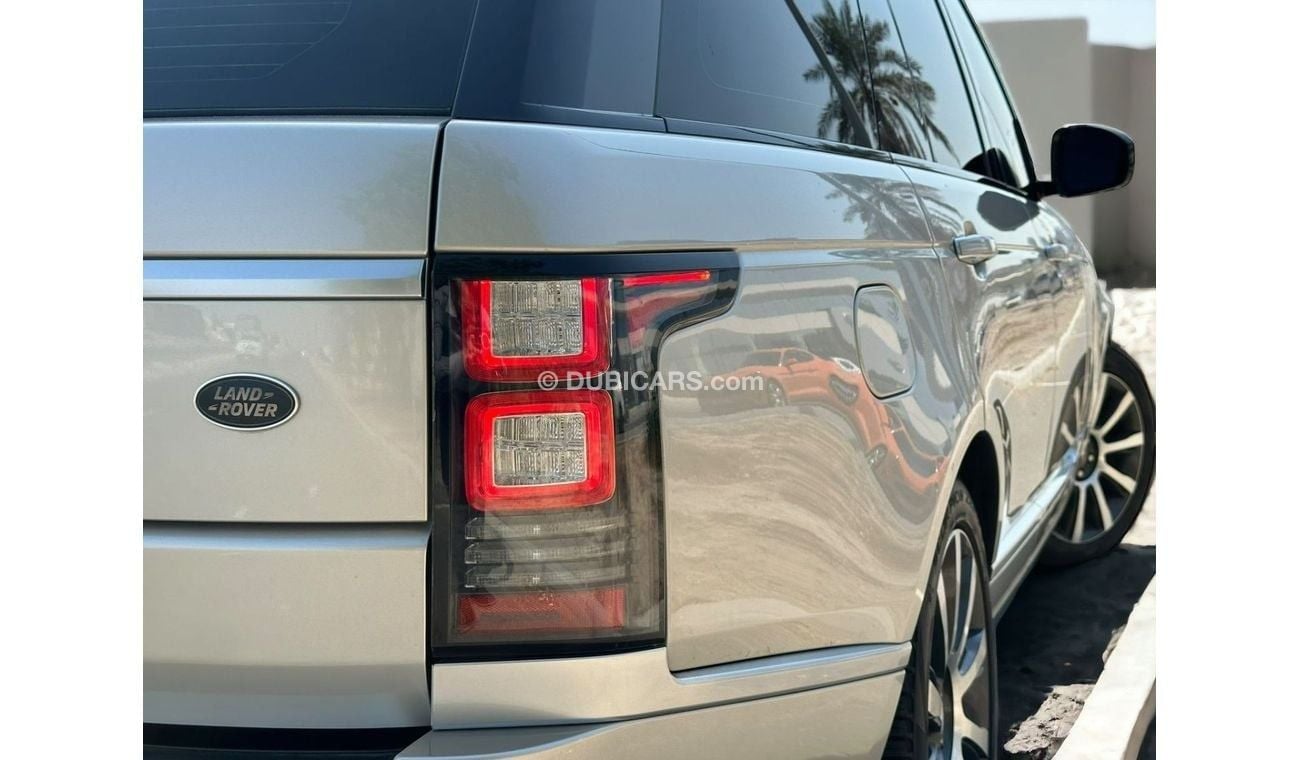 Land Rover Range Rover Vogue SE 5.0L AED 2,110 PM |RANGE ROVER VOUGE SE 5.0SC V8 | GCC | HEAD'S UP DISPLAY |LUXURIOS CABIN