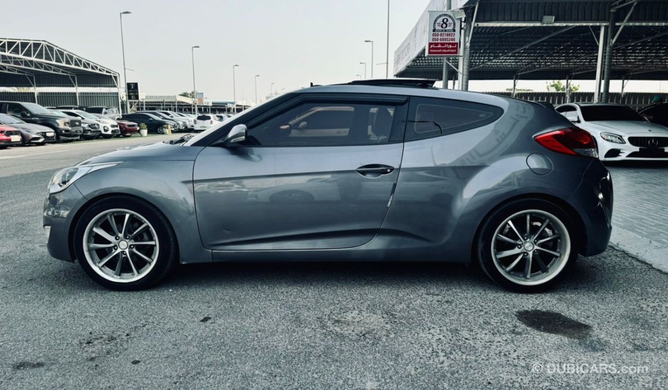 Hyundai Veloster