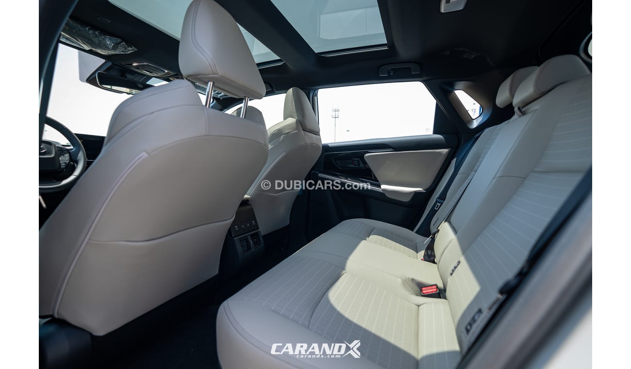 Toyota bZ4X White/Grey Interior 2022