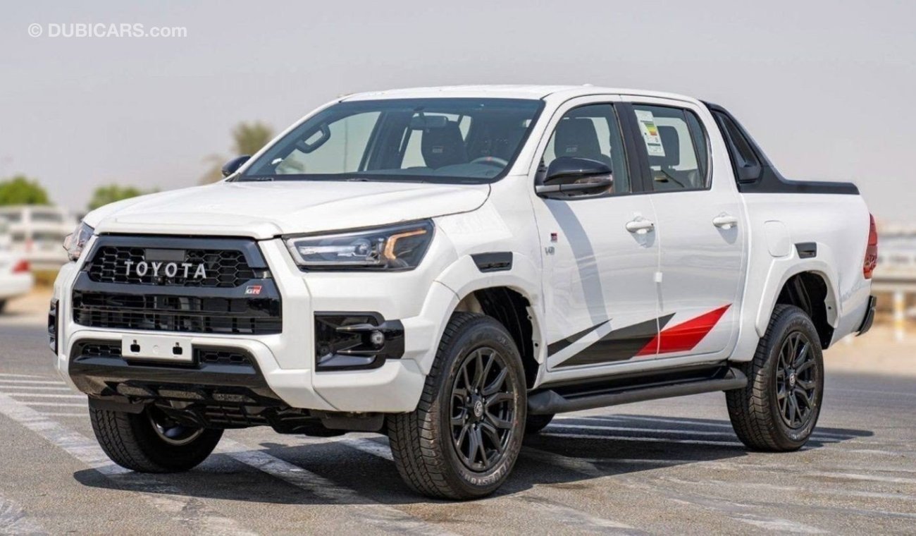 تويوتا هيلوكس DC GR SPORT 2.8D AT 4X4 - WHITE