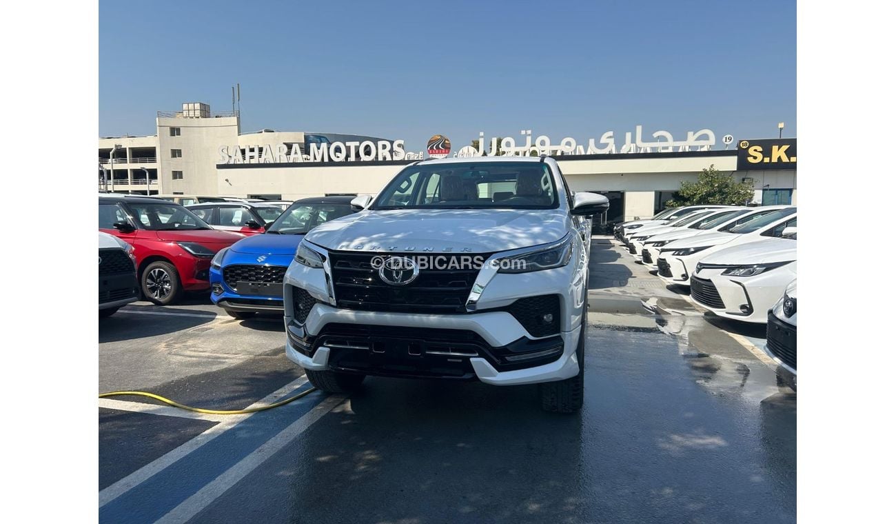 تويوتا فورتونر 2025 TOYOTA FORTUNER VXR V6 4.0L PETROL 7-SEATER AUTOMATIC