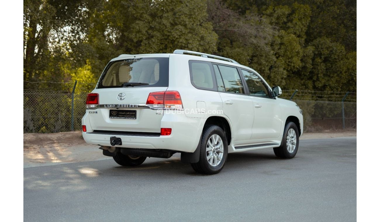 Toyota Land Cruiser EXR 4.0L 4WD AED 3,467/month 2018 | TOYOTA LAND CRUISER | EXR 4.0L V6 | GCC | T67830