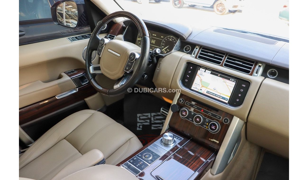 Land Rover Range Rover HSE 3.0L (380 HP) RANGE ROVER VOGUE HSE / 2016 / GCC / Free Accident/