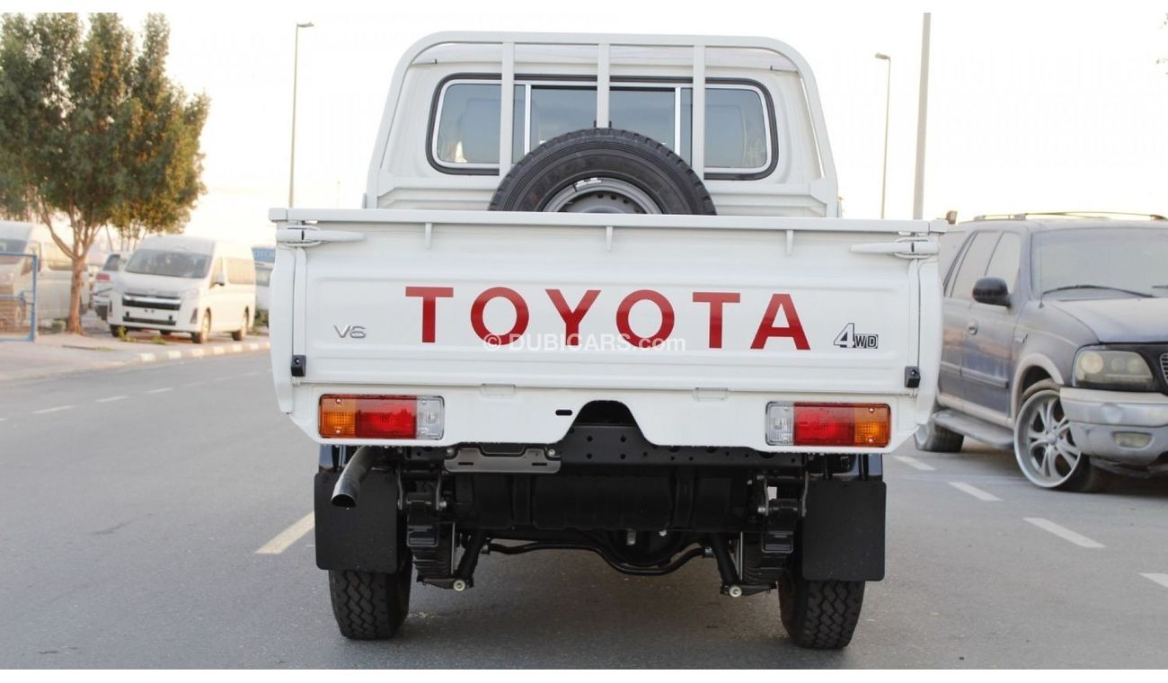 Toyota Land Cruiser Pick Up TOYOTA LAND CRUISER 70 4.0L MT 2023 DC