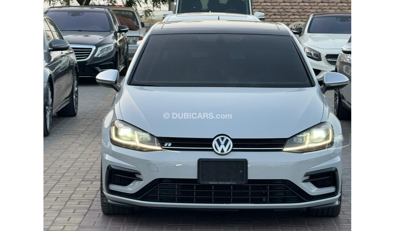 Volkswagen Golf R