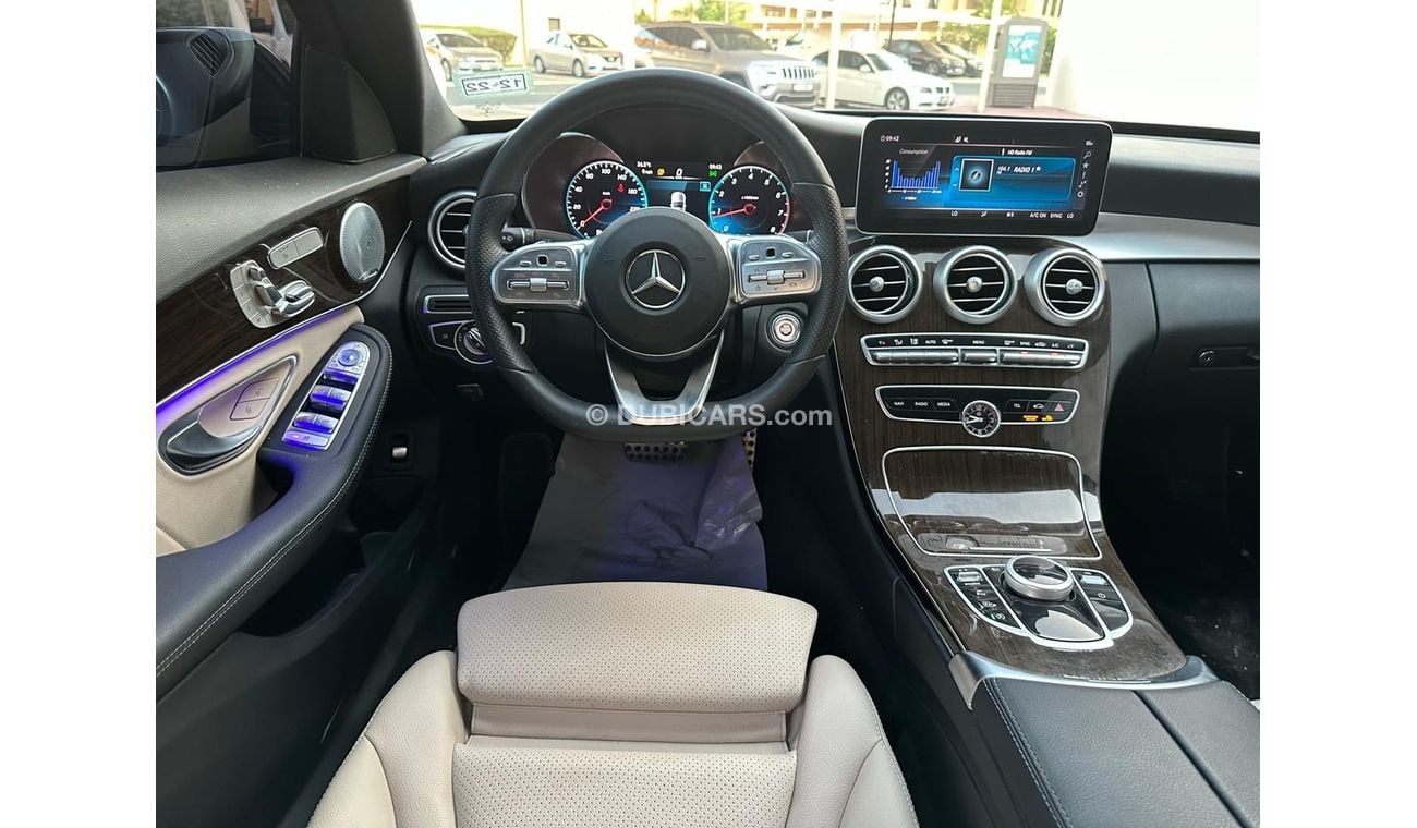 مرسيدس بنز C 300 Sport 2.0L (258 HP)