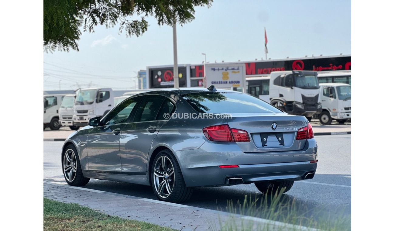 BMW 550i Std 4.4L (402 HP)