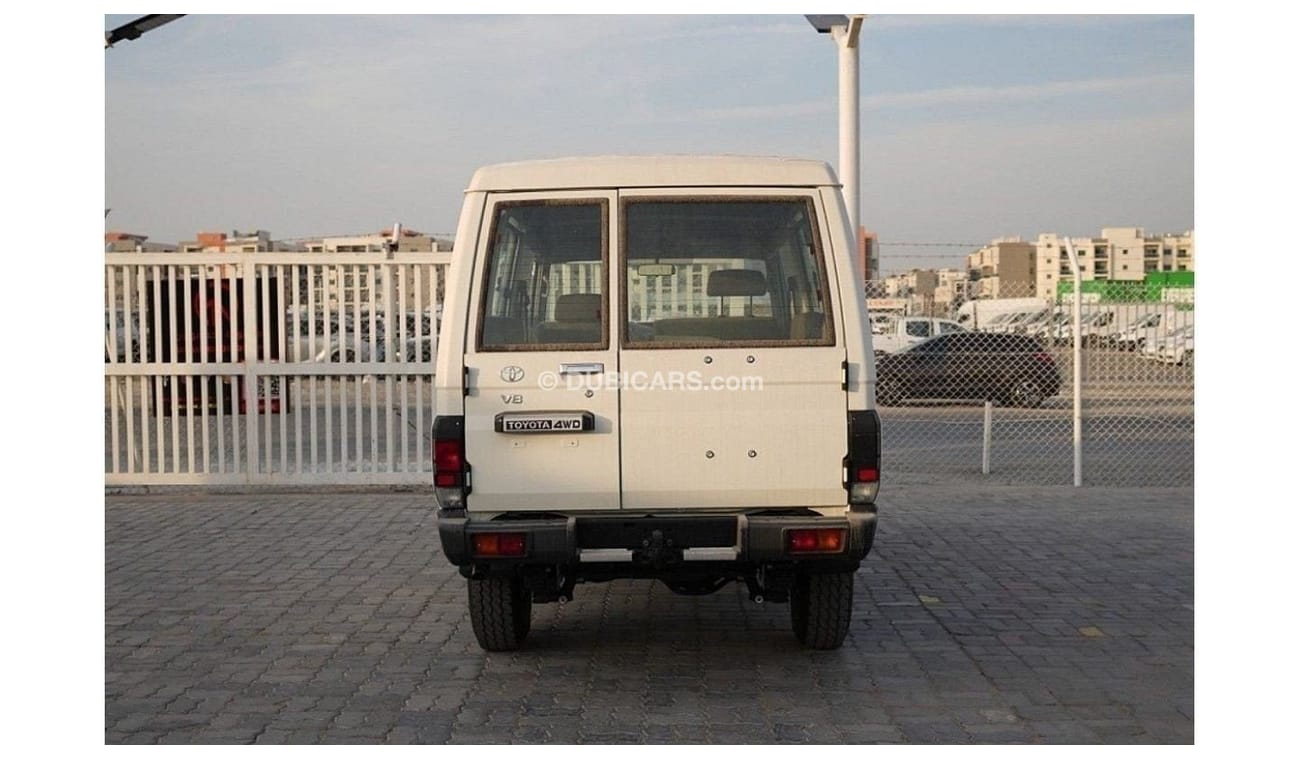 تويوتا لاند كروزر Land Cruiser LC78 Hard Top 4.5L 3doors Diesel MT 2024