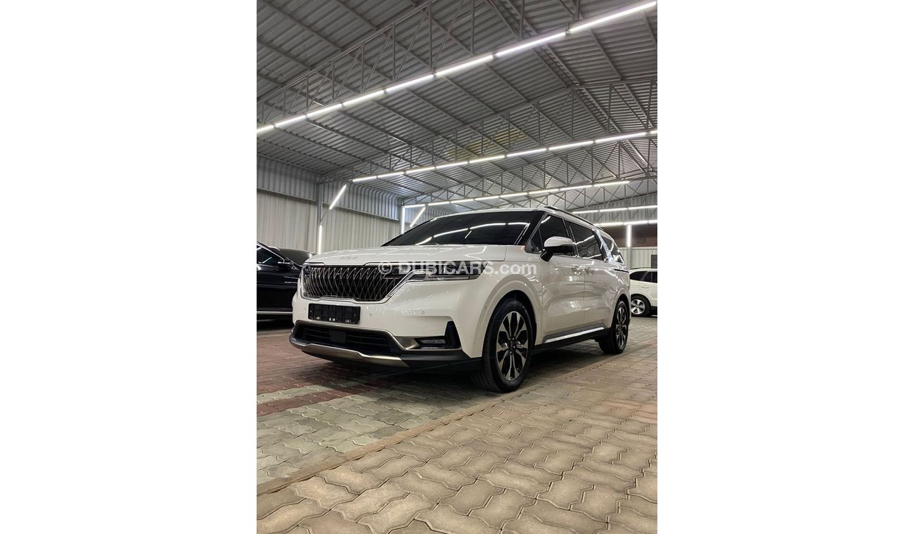 كيا كارنيفال 12 SEATS KIA CARNIVAL