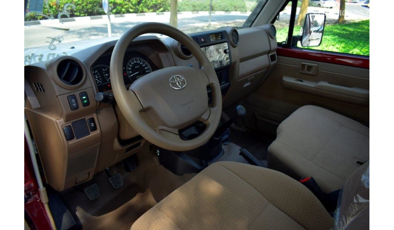 Toyota Land Cruiser 79 SINGLE CAB PICKUP V8 4.5L TURBO DIESEL 4WD MANUAL TRANSMISSION