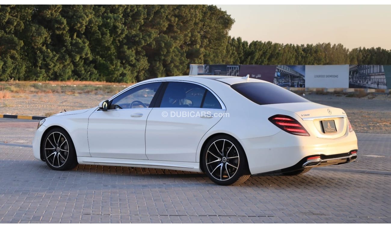 Mercedes-Benz S 560 Std 4.0L (463 HP)