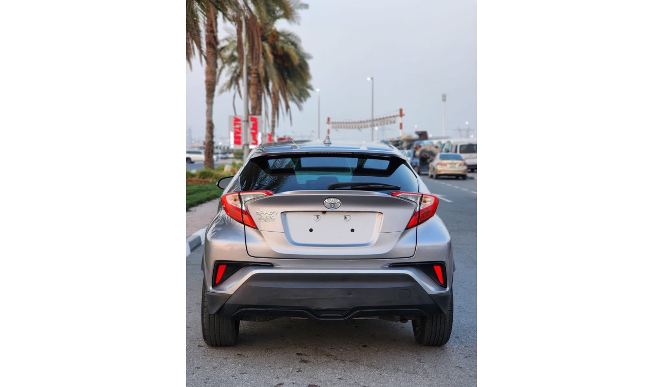 Toyota CHR LE 2019 Premier 2.0L 4V