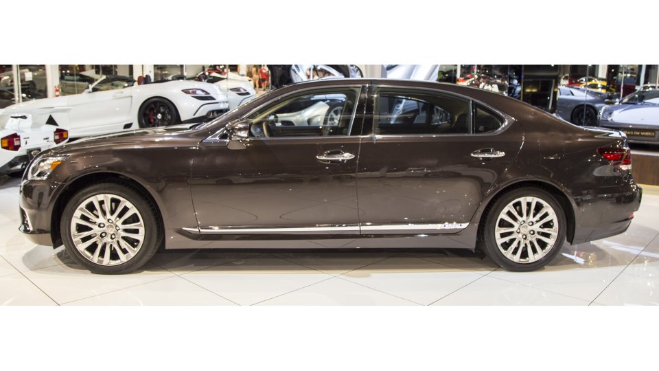 Lexus ls 600 hl