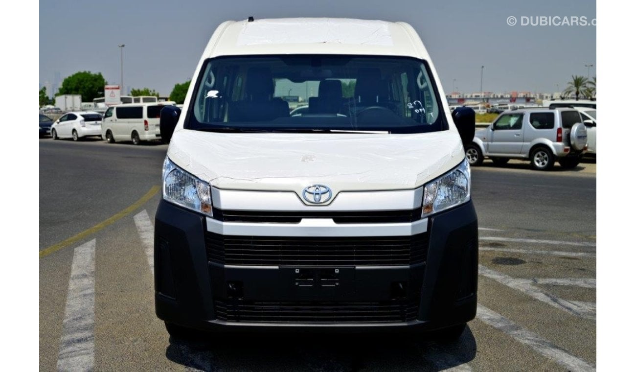 تويوتا هاياس Highroof 2.8L Diesel 13 Seater Manual Transmission