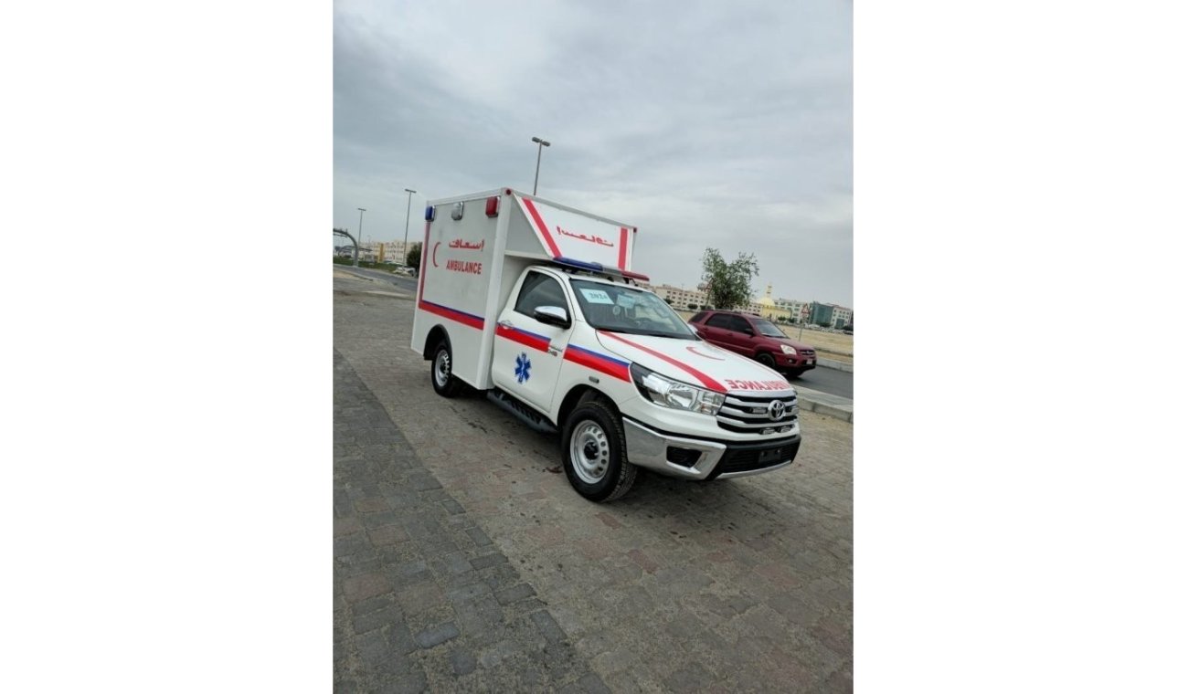 Toyota Hilux Toyota II Hilux Box Type II Ambulance II 2.4L DIESEL II 4X4 II 2024