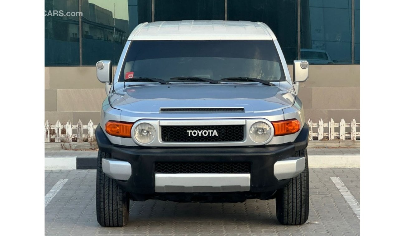 Toyota FJ Cruiser خليجي