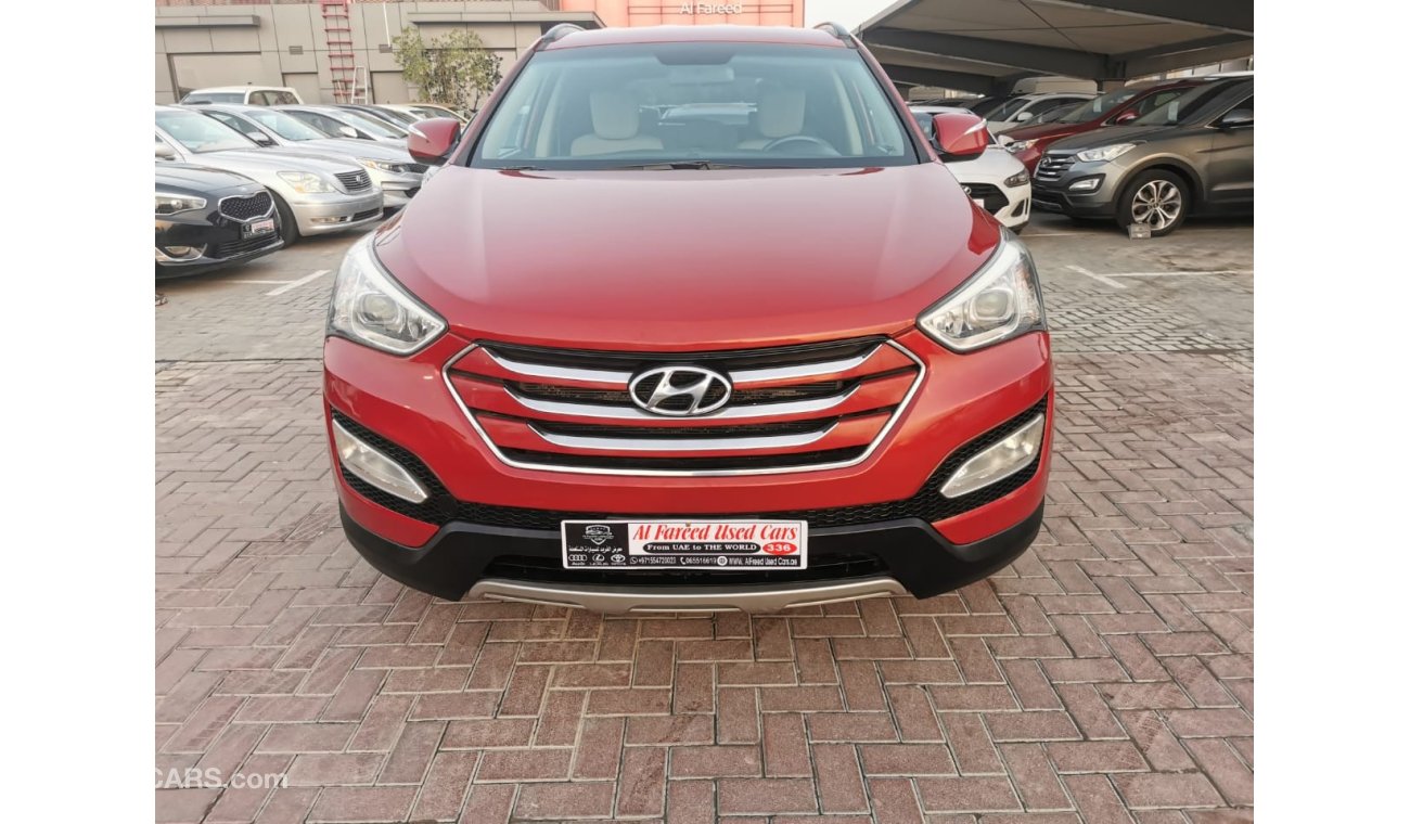 Hyundai Santa Fe GL In very good condition inside and outside