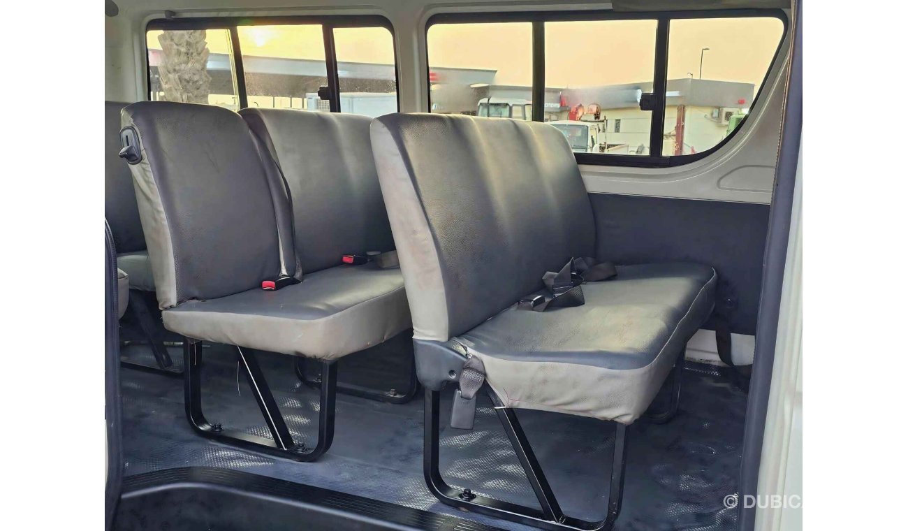 تويوتا هاياس PASSENGER/ 2015 SHAPE/ PATROL/ 15 SEATER/ MANUAL/ LOT# 24788