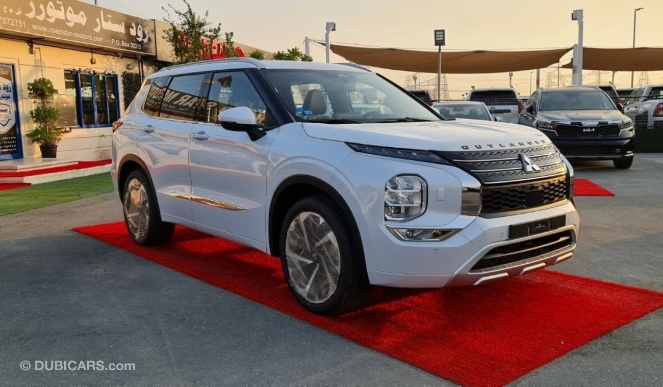 ميتسوبيشي آوتلاندر OUTLANDER LEMITED EDITION 2025 GCC  2.5L 4WD 7 SEATER