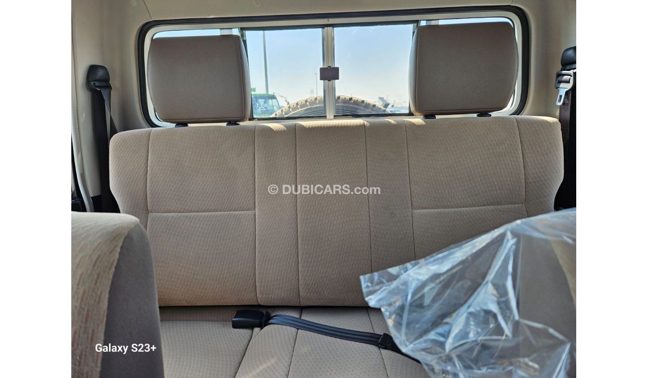 تويوتا لاند كروزر بيك آب 4.0L A/T Double Cabin