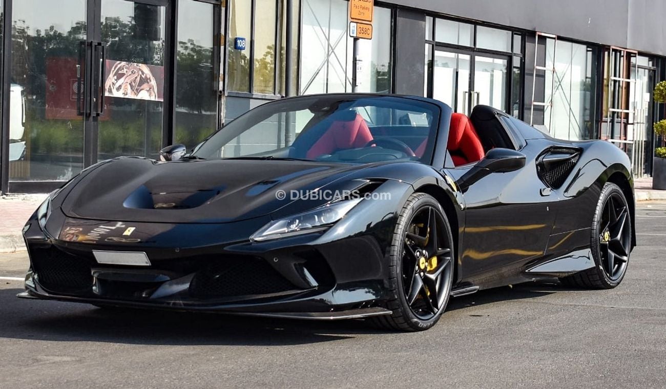 Ferrari F8 Spider 2020 - GCC - Under Warranty - 10,000 KMs only - Wrap in black/ Yellow Original