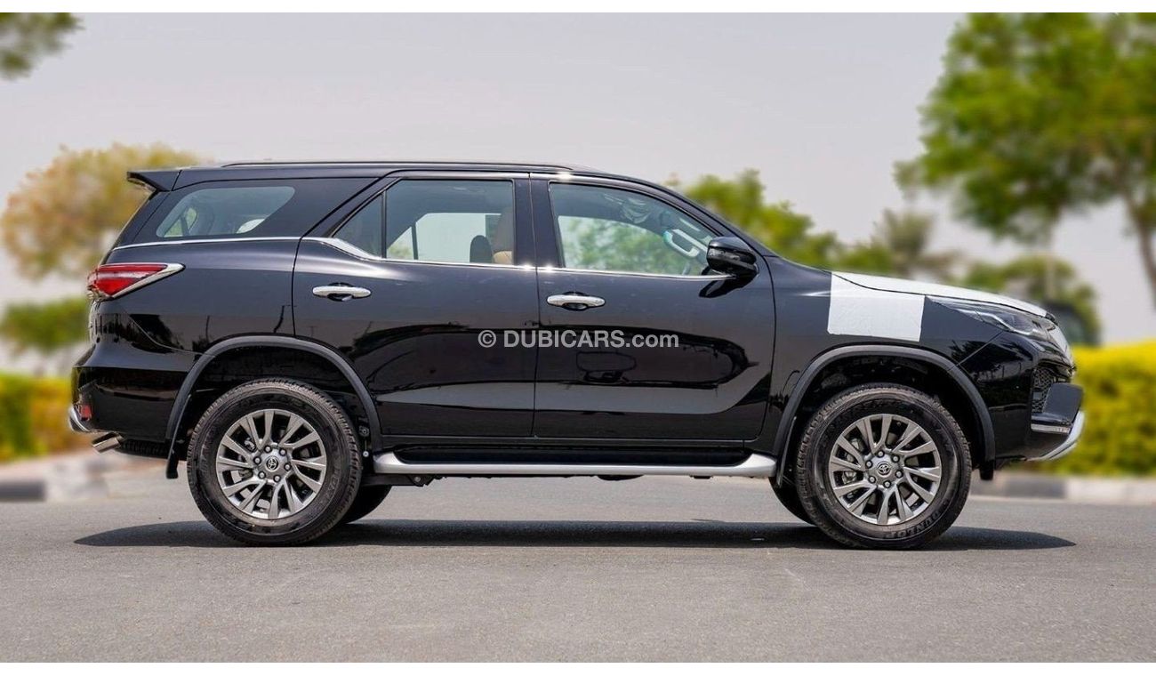 تويوتا فورتونر Toyota Fortuner 4.0L Petrol 2024