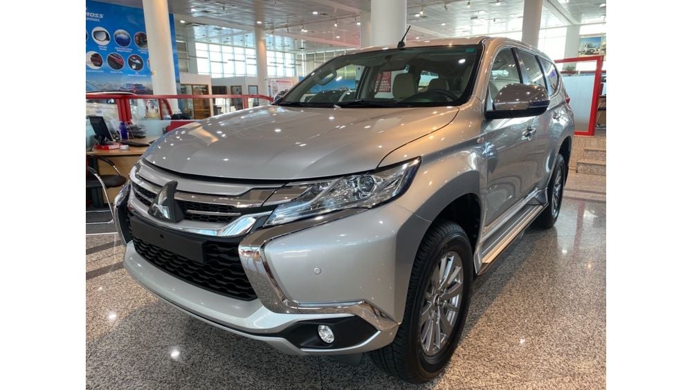 Mitsubishi Montero 3 0 4wd For Sale Aed 70 000 White 2019