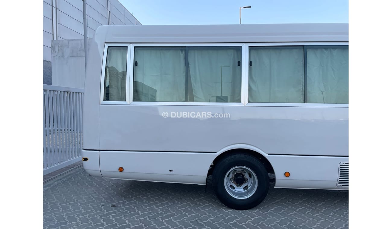 ميتسوبيشي فوسو GCC BUS