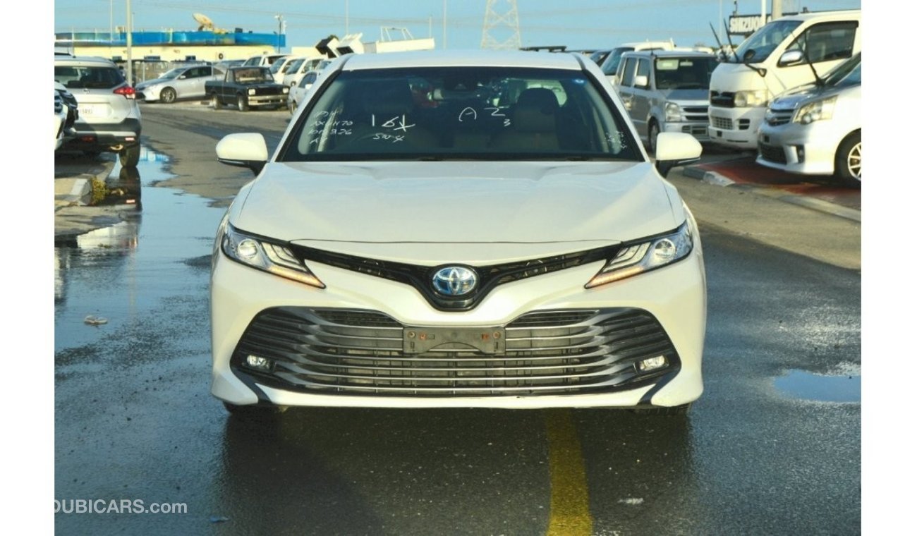 Toyota Camry Hybrid full option