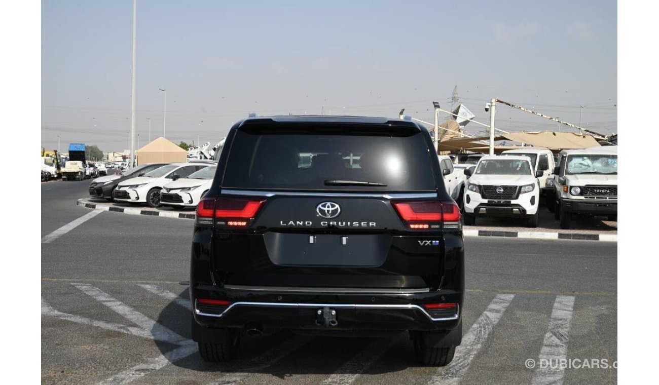 تويوتا لاند كروزر 300 VX+ V6 3.3L DIESEL 7-SEATER AT