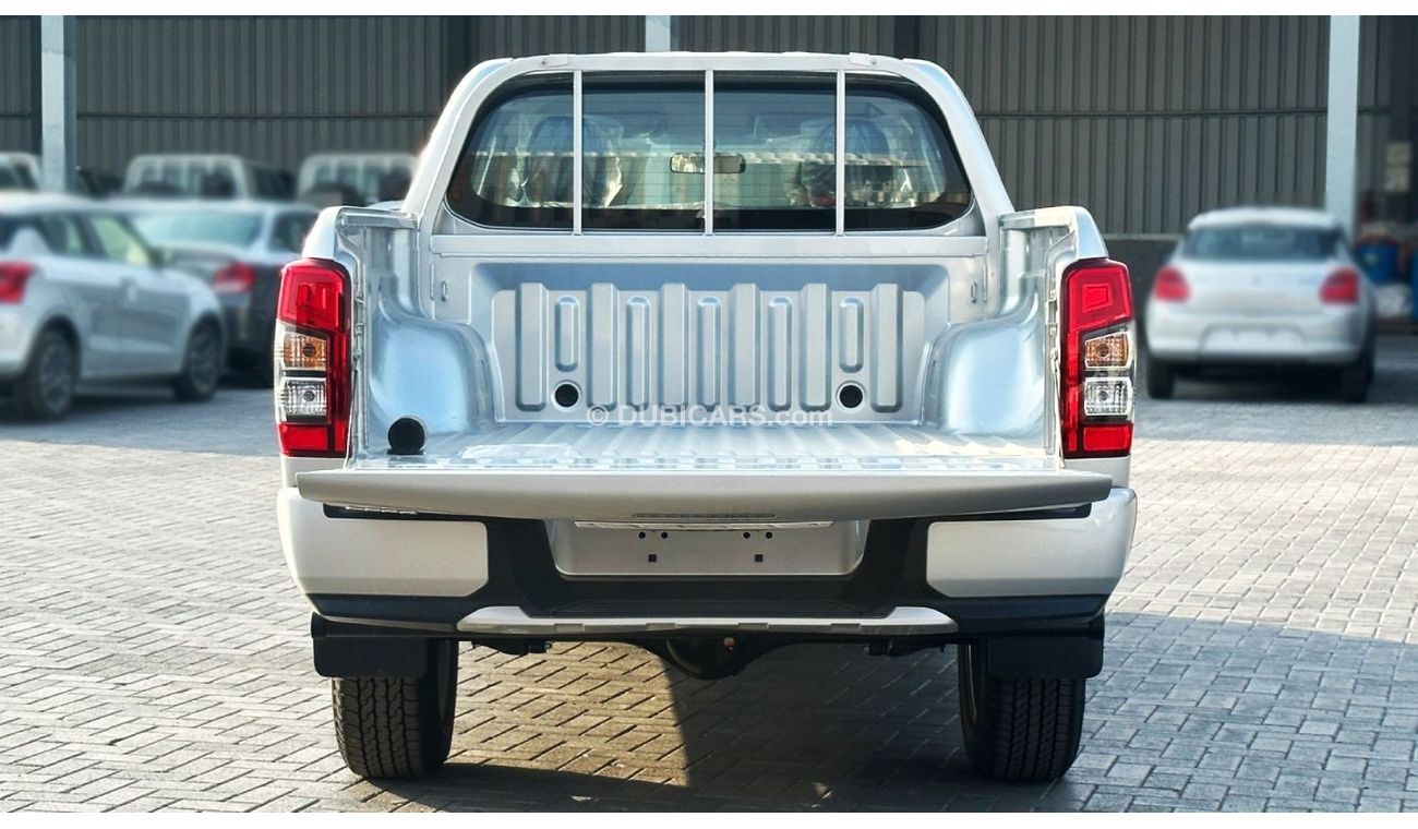 ميتسوبيشي L200 MITSUBISHI L200 2.4L P DC 4WD GLX 5MT