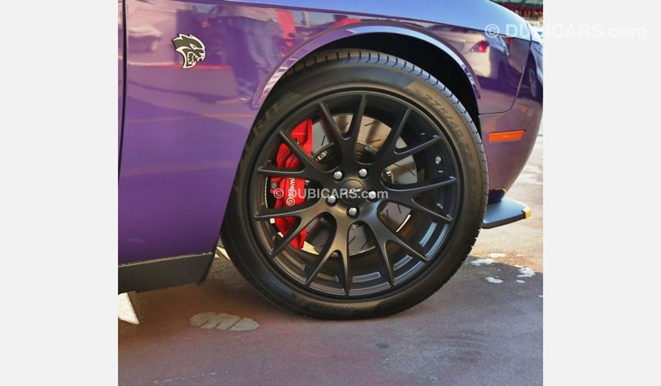 دودج تشالينجر SRT Hellcat Supercharged