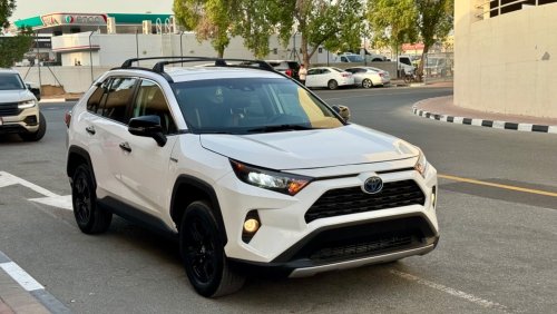 تويوتا راف ٤ 2020 XLE HYBRID ENGINE FULL OPTION USA IMPORTED