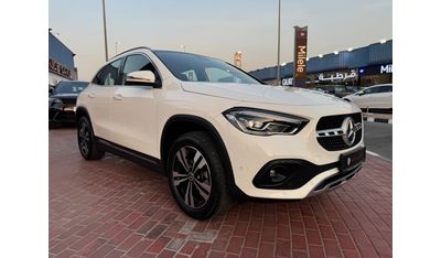 مرسيدس بنز GLA 200 بريميوم