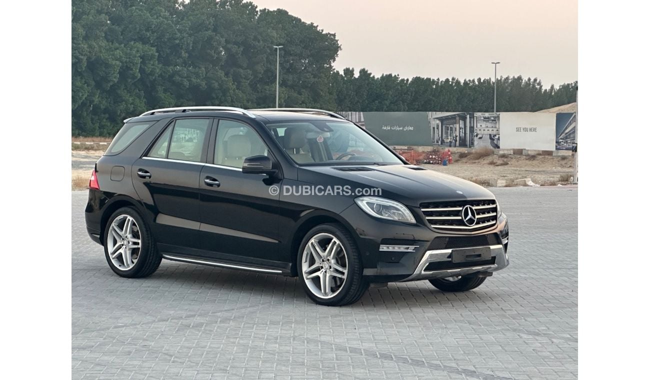 Mercedes-Benz ML 500 MODEL 2013 GCC CAR PERFECT CONDITION FULL PANORAMIC ROOF