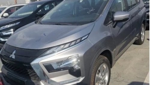 Mitsubishi Xpander Xpander med line 2023 silver color