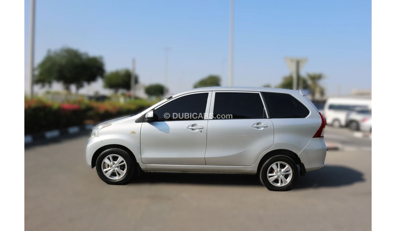 Toyota Avanza SE 1.5L TOYOTA AVANZA SE 2015 FULL AUTOMATIC GCC 7 SEATS