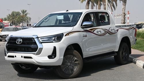 تويوتا هيلوكس Toyota Hilux 2.4L Diesel 4WD Double Cab Manual with push start and screen