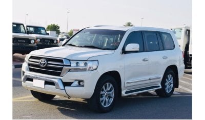 Toyota Land Cruiser GXR Toyota landcuriser 2016 GX-R V8 Diesel Left hand drive Full Option