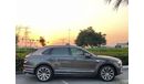 Bentley Bentayga Signature Very clean title , no accident , spiceal order color , under warranty , gcc