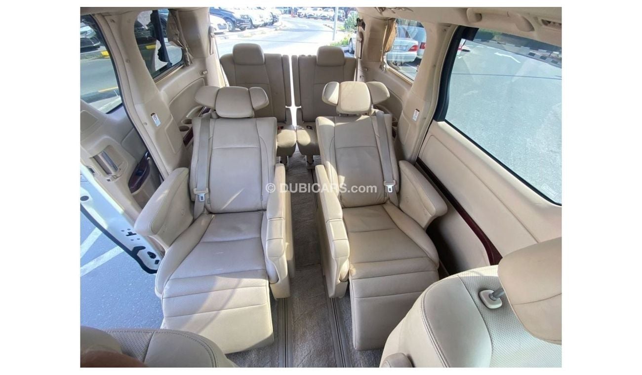 Toyota Alphard TOYOTA ALPHRED VIP  V6 FULL OPTIONS 2012 RIGHT HAND DRIVE