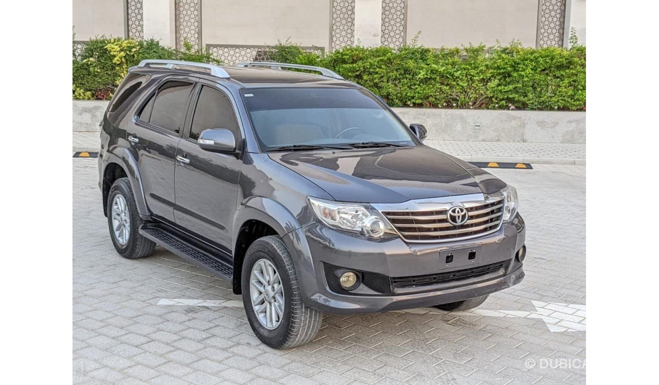 تويوتا فورتونر Toyota fortuner 2014 petrol left hand drive