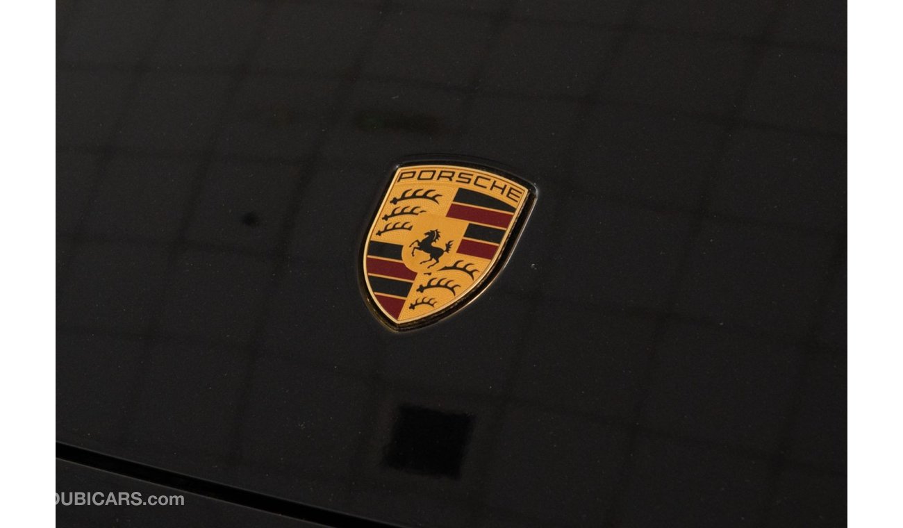 Porsche 911 Carrera 4GTS